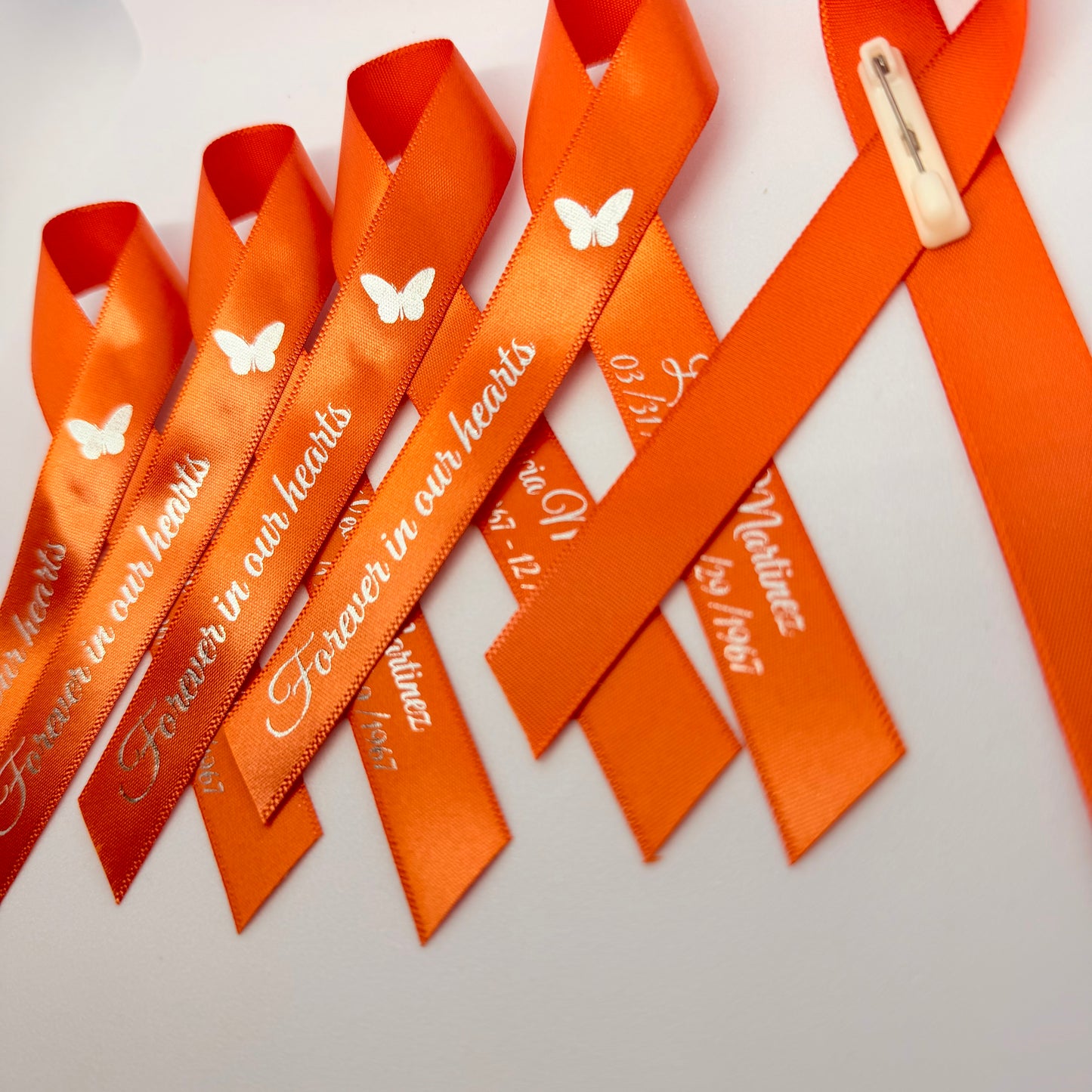 Personalised Memorial Ribbon, Funeral Remembrance Brooch with Safety Pin, 12.5 cm Height, Ready to Wear Keepsake